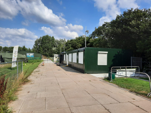 Nieuw kleurtje voor clubgebouw IJsco Nieuw kleurtje voor clubgebouw IJsco